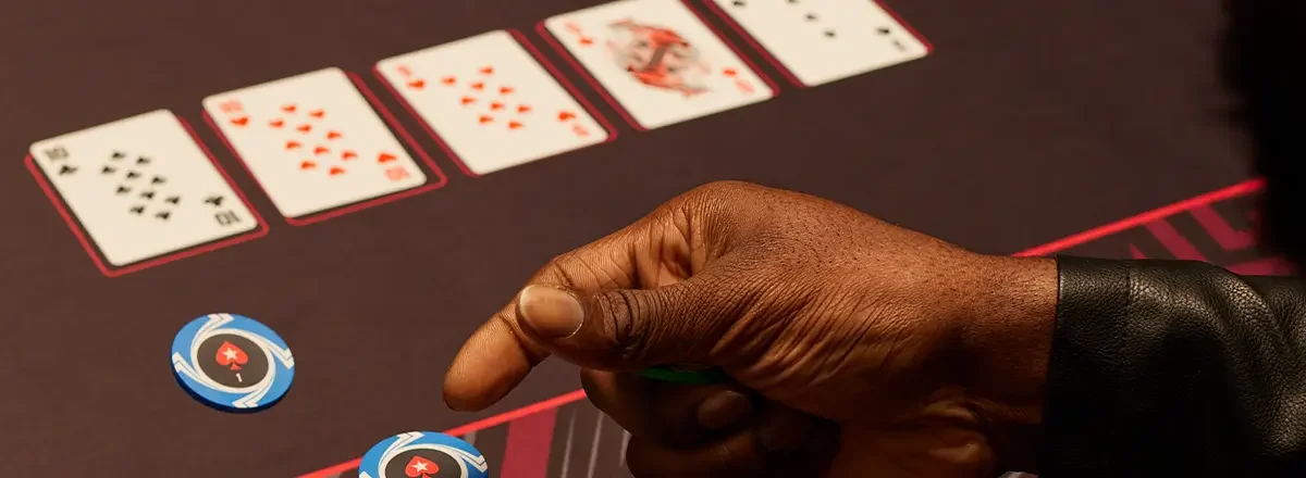 POKERSTARS_02_POKER_TABLE_RED_ALIKA_DETAILS_0043_header