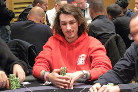 Road to PSPC Paris : Jade ultra chipleader de la finale à 8 ! - PokerStars