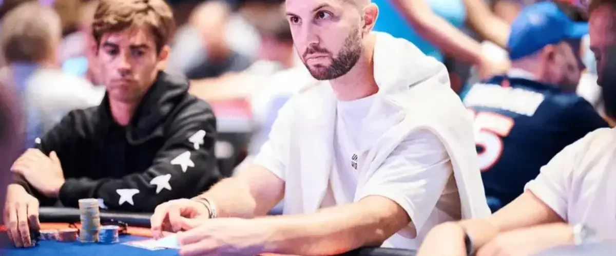 7 Signes qui montrent que votre Ego vous coûte cher à la Table de pokers