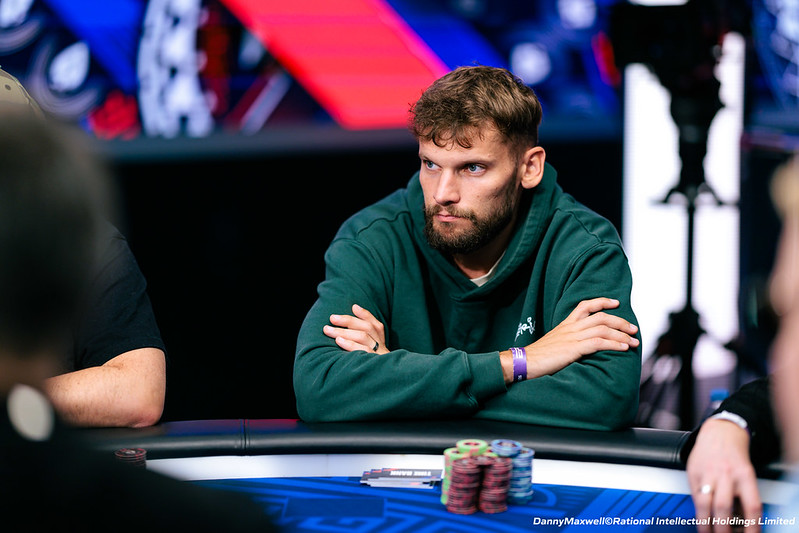 5 Conseils Pour les Tournois en Ligne Débutants