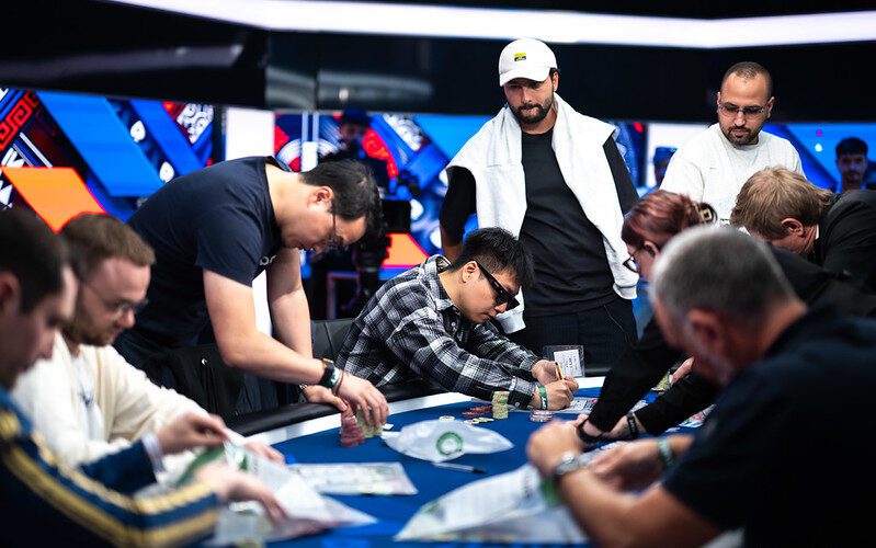 Comment jouer au poker 6-max