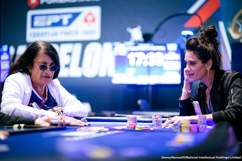 Juliane Papazian vs Tiffany Michelle